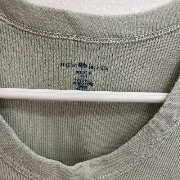 Brandy Melville green cropped tank top - Picture 2 of 3